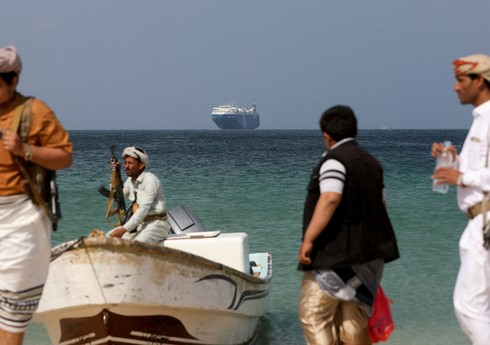 Хуситы атаковали три судна в Аравийском море и Аденском заливе