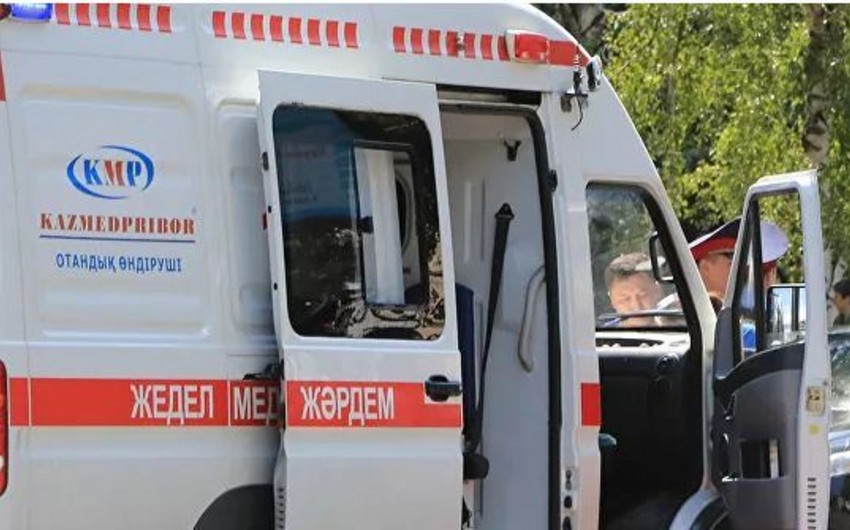 Четверо военных получили ранения в результате ЧП на складе в Казахстане
