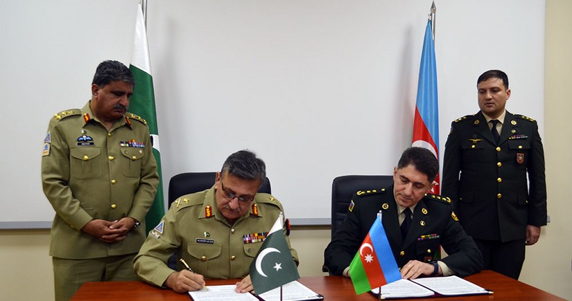 Azerbaijan, Pakistan mull holding joint military exercises