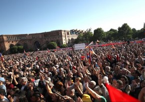 Армянская полиция задержала 50 участников акции