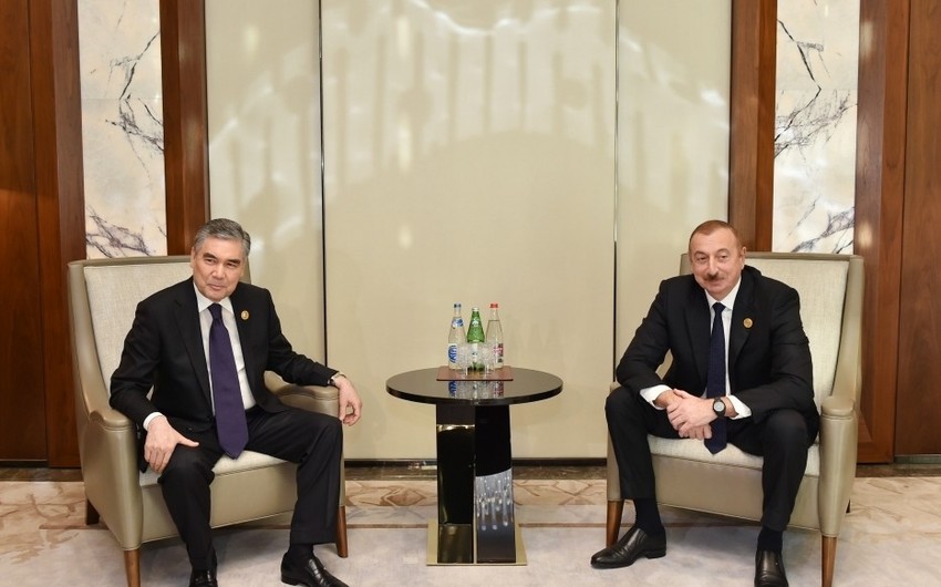 Prezident İlham Əliyev Türkmənistan Prezidenti ilə görüşüb - YENİLƏNİB