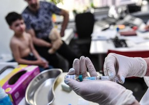 Nazirlik 10 yaşa qədər uşaqların qızılcaya qarşı vaksinasiyası ilə bağlı valideynlərə çağırış edib