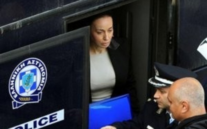 ​Жена экс-министра обороны Греции сбежала из психбольницы