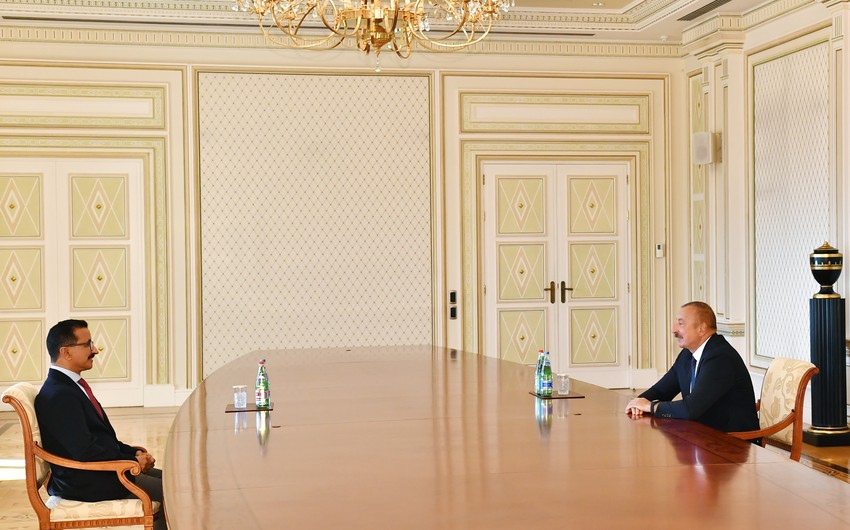 President Ilham Aliyev receives Group Chairman and Chief Executive Officer of DP World