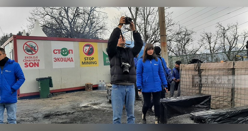 Представители зарубежных СМИ засвидетельствовали, что дорога Ханкенди-Лачын открыта для гуманитарных целей
