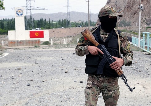 На кыргызско-таджикской границе произошел инцидент