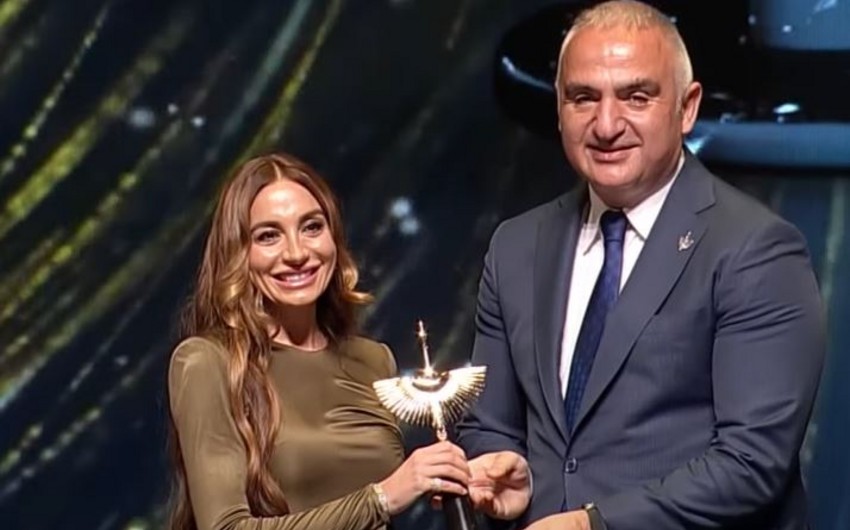 Haber Global подготовил сюжет о награждении Арзу Алиевой премией Международного фестиваля
