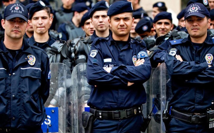 Türkiyədə 121 polis əməkdaşı işdən azad edilib