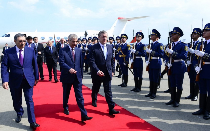 Премьер-министр Грузии прибыл с официальным визитом в Азербайджан - ОБНОВЛЕНО