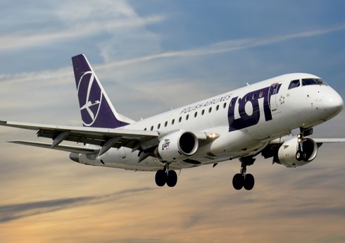 Польская авиакомпания планирует увеличить число рейсов в Баку