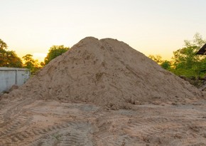 Azerbaijan posts almost 28% surge in construction sand output