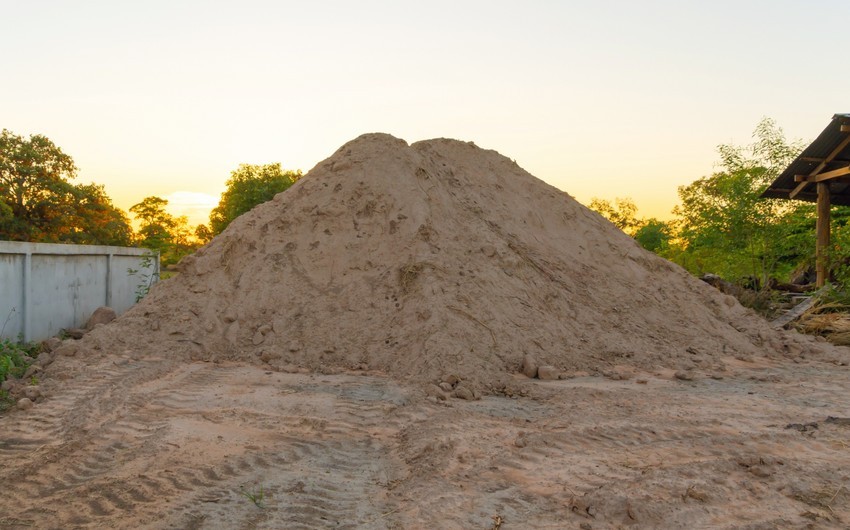 Azerbaijan posts almost 28% surge in construction sand output