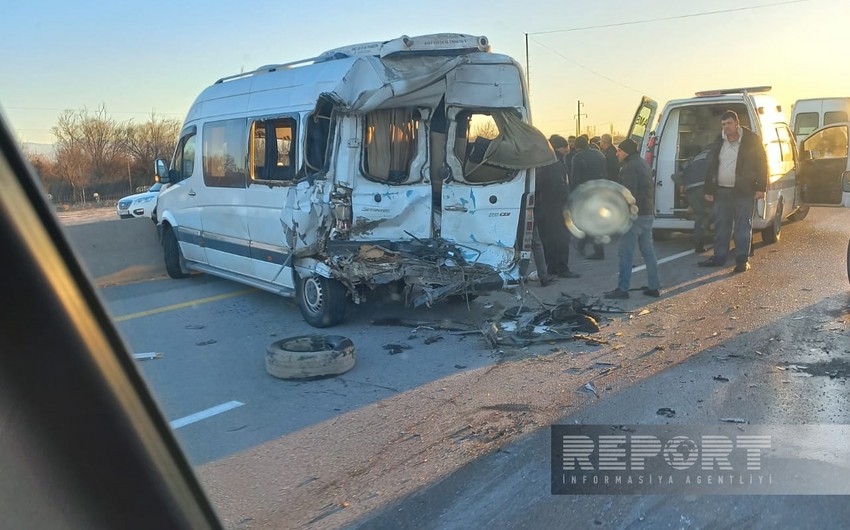 Ucarda mikroavtobus TIR-la toqquşub, ölən və yaralananlar var - YENİLƏNİB