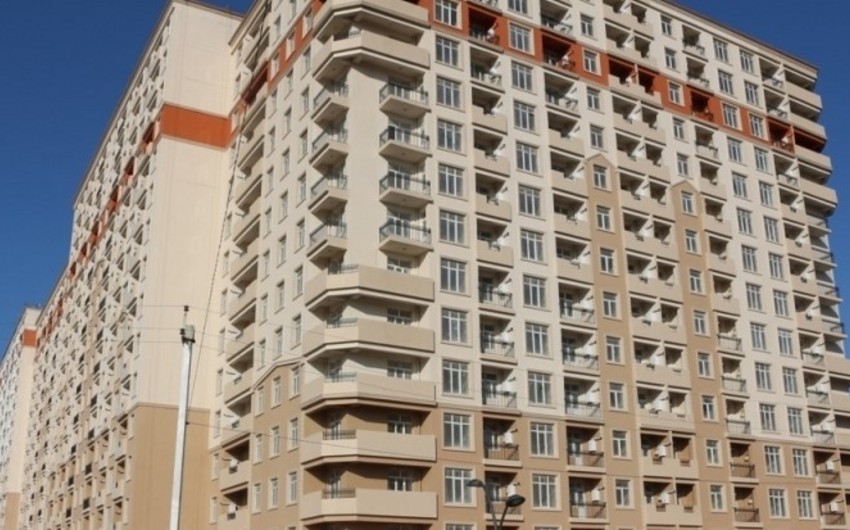 В Баку в жилом комплексе Семь красавиц произошел несчастный случай