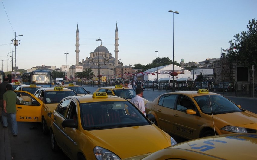 İstanbulda taksidən istifadə üçün minimum ödəniş məbləği müəyyən edilib