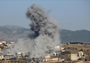 Israel hits Hezbollah targets in southern Lebanon