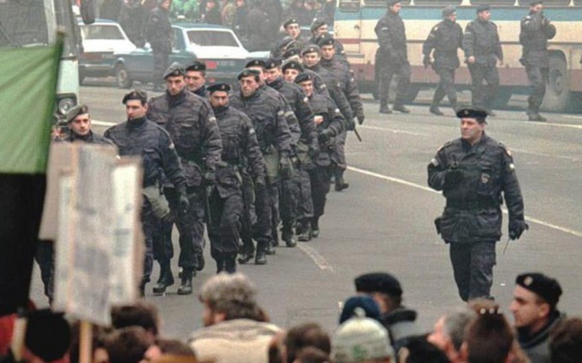 В Сербии военные вышли на массовую акцию протеста