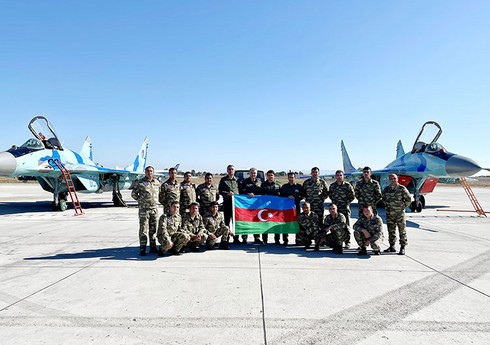 Военные летчики Азербайджана продемонстрировали свое мастерство на фестивале 