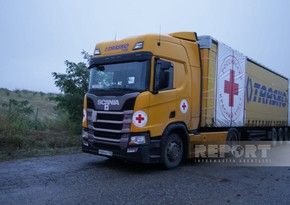 Truck with food cargo from Russian Red Cross Society heads from Aghdam to Khankandi