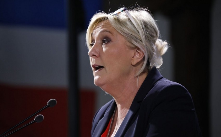 Ле Пен призвала Макрона уйти с поста при проигрыше на выборах в ЕП
