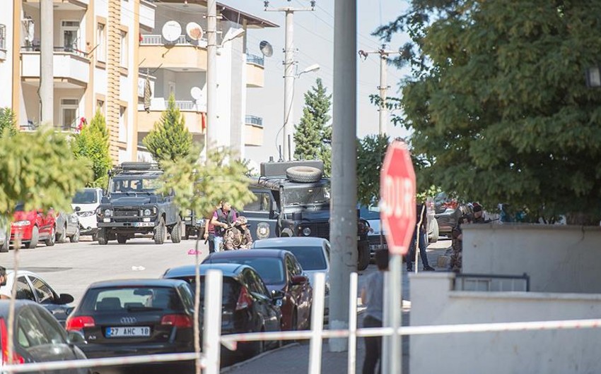 В турецком Газиантепе трое полицейских погибли при подрыве смертника - ОБНОВЛЕНО