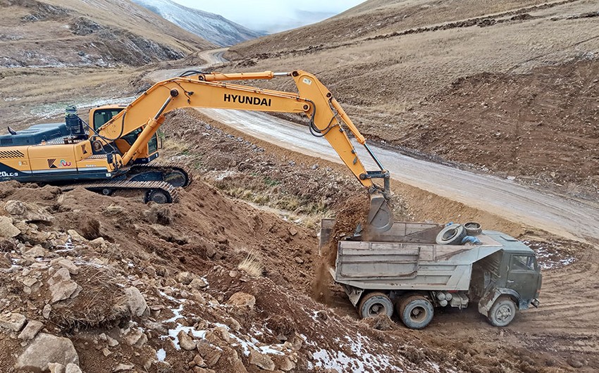 MN: Kəlbəcər və Laçında 580 km-dən çox torpaq örtüklü yollar inşa edilib