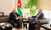 Azerbaijani ambassador discusses expanding co-op with Amman’s Mayor