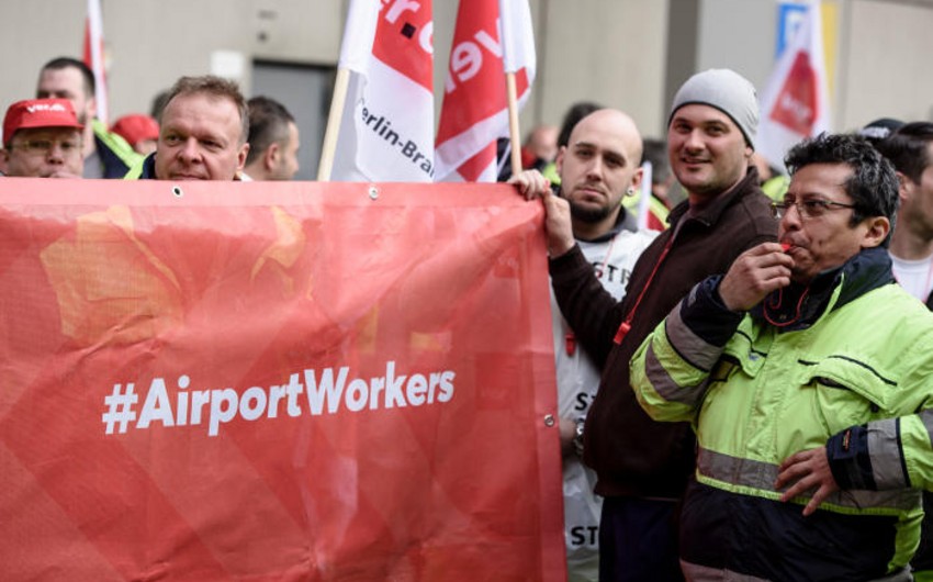 Работники аэропортов Берлина начали 25-часовую забастовку