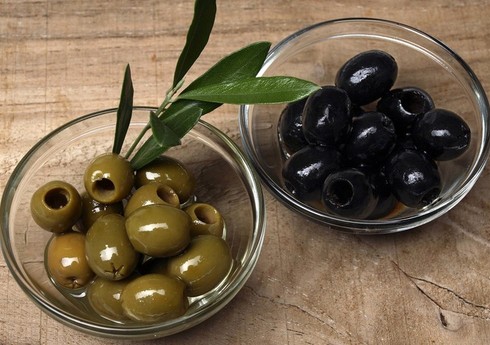 Азербайджан возобновил закупки консервированных оливок из 2 стран