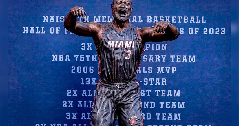 Heat unveil statue of Dwyane Wade at Kaseya Center in Miami