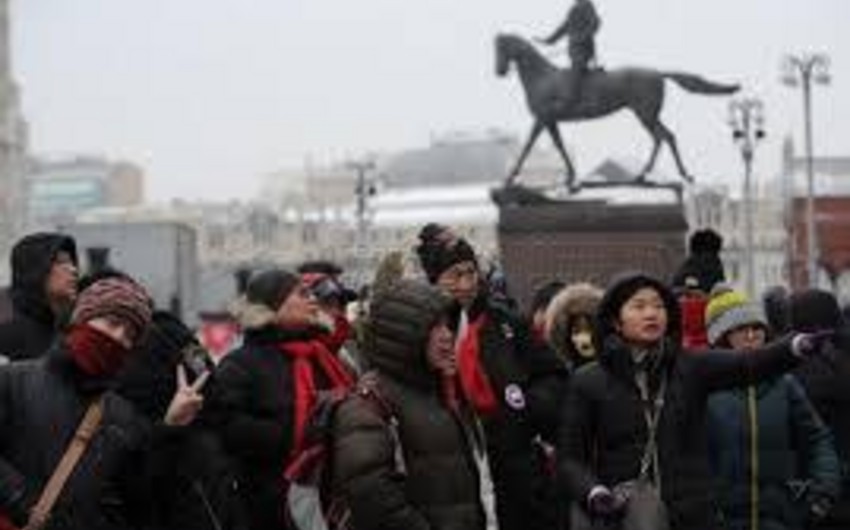 Российские туроператоры приостанавливают прием организованных групп из Китая