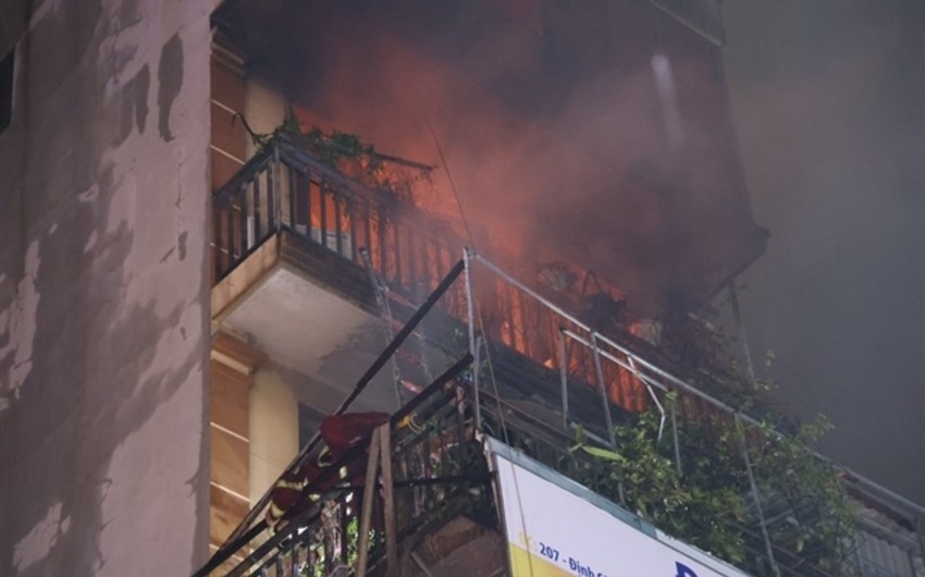 В результате пожара в жилом доме в столице Вьетнама погибли четыре человека