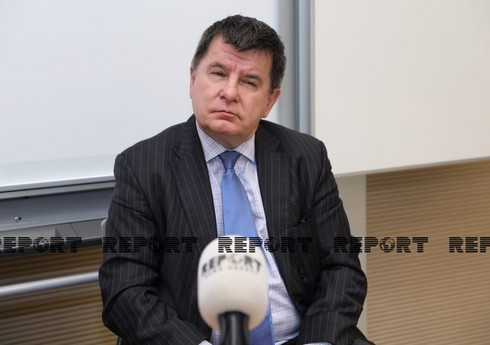 Украинский профессор: Франция открыто заняла проармянскую позицию
