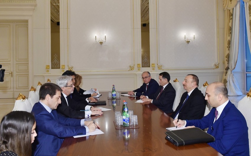 ​Ильхам Алиев принял делегацию во главе с государственным секретарем Совета министров Италии