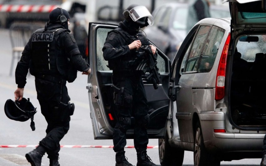 Полиция Франции арестовала двоих подростков за связи с ИГ