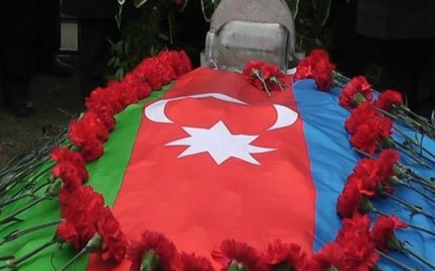 В результате артиллерийского огня противника погиб военнослужащий ВС Азербайджана