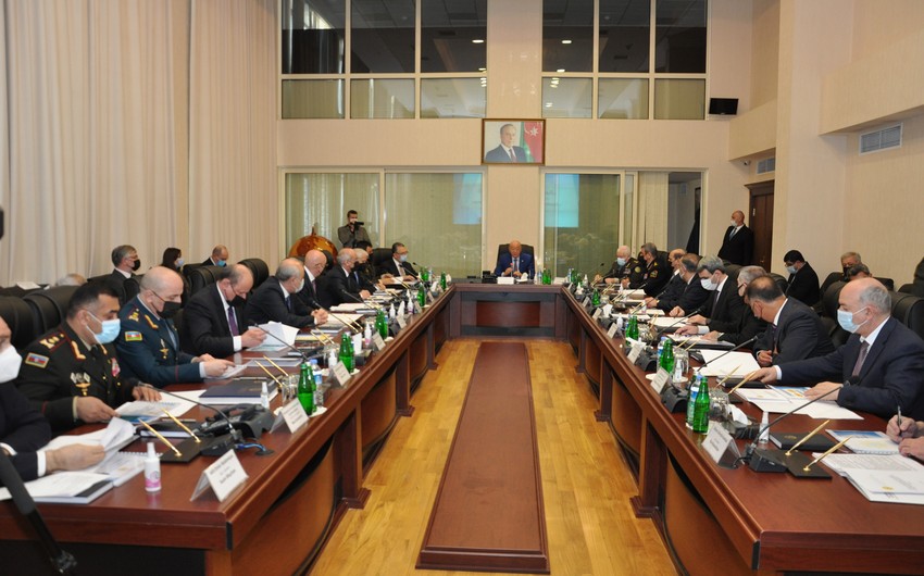 В МЧС Азербайджана обсудили подготовку плана гражданской обороны 