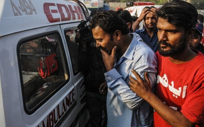 Неизвестные расстреляли 14 пассажиров автобуса в Пакистане
