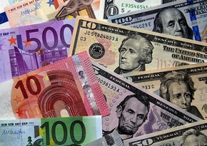 Евро дорожает к доллару почти на 1% после заседания ЕЦБ