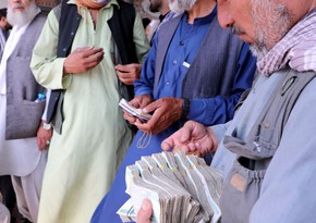 Reuters: Afghan banking system experiencing crisis