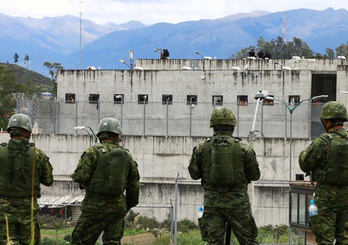 Эквадор депортирует 1 500 иностранных заключенных