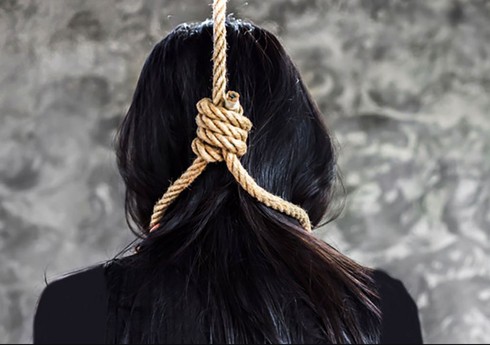 В Хачмазе мать двоих детей покончила жизнь самоубийством