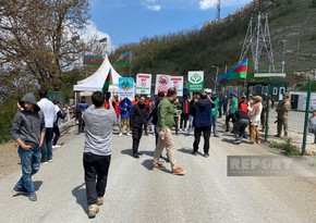 Turkish journalists informed about protests on Khankandi-Lachin road