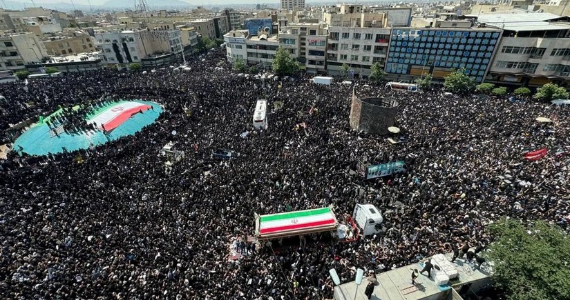 В Иране прошли похороны погибшего в авиакатастрофе президента Раиси
