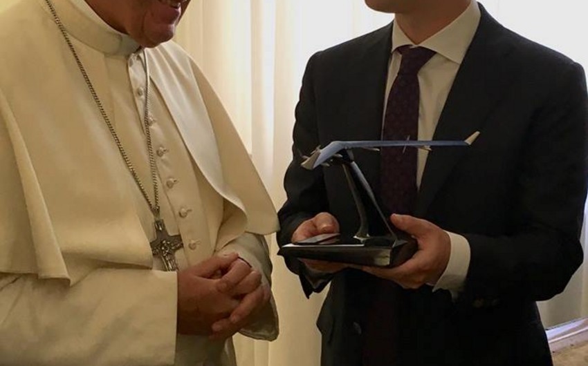Zuckerberg gives miniature Facebook drone to Pope