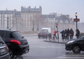 В шести департаментах Франции объявлен красный уровень погодной опасности