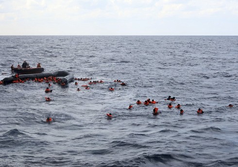В Турции затонула лодка с мигрантами, погибли 20 человек