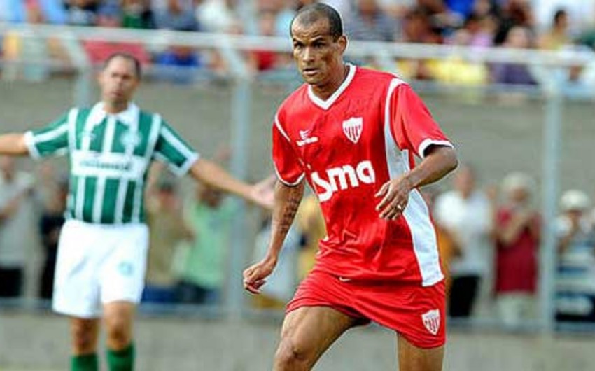 Rivaldo returns to football at his age of 43