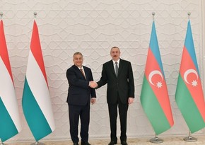 Премьер-министр Венгрии поздравил Ильхама Алиева