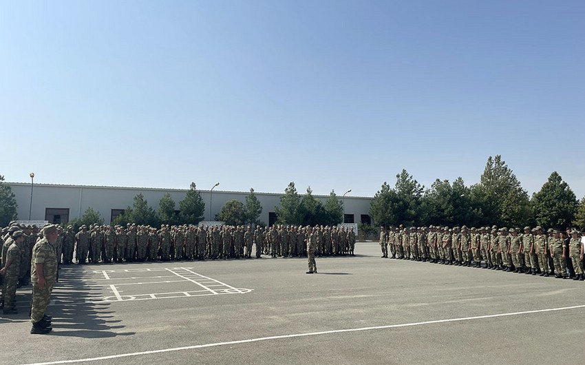 Azərbaycanda ehtiyatda olan hərbçilərin təlim toplanışı başa çatıb